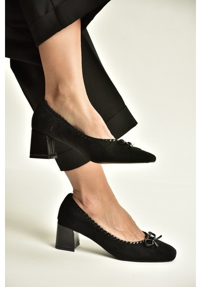 Fox Shoes Z820036602 Siyah Süet Kalın Topuklu Kadın Ayakkabı