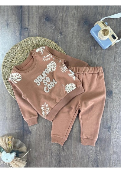 Bebicix Süzene İşlemeli Omuzdan Çıtçıtlı Mevsimlik Erkek Bebek Takım Kahve