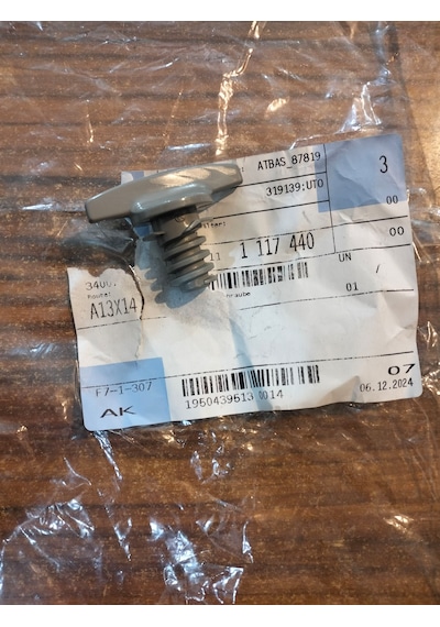 Bmw E21 E23 E24 E28 E30 E31 E36 Avadanlık Vidası