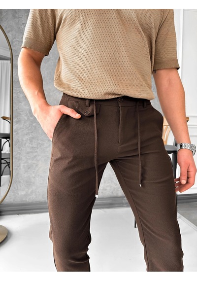 Modefendi İp Ve Düğme Detaylı %100 Gofre Kumaş Jogger Pantolon Kahverengi Modefendi İp Ve Düğme Detaylı %100 Gofre Kumaş Jogger Pantolon Kahverengi