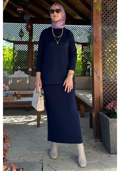 Rabia Şamlı Sezen Triko Takım Lacivert Çok Renkli