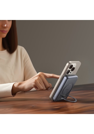 Mcdodo Mc-8371 10000mah - 20w Dahili 360 Halka Standlı Metal Ultra İnce Manyetik Powerbank siyah