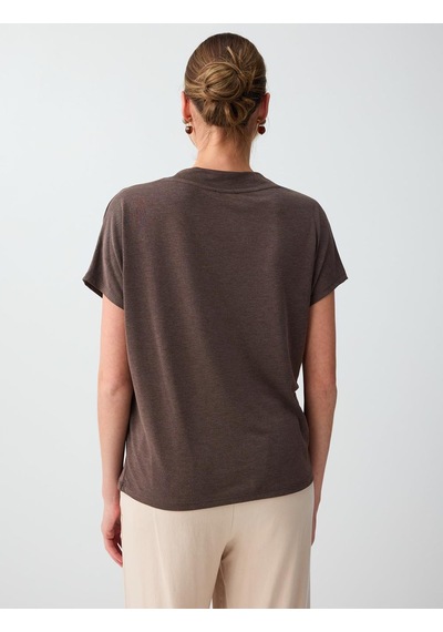 Jimmy Key Acı Kahve Düşük Omuz Yuvarlak Yaka Örme Tişört 6sw275498803 Kahverengi