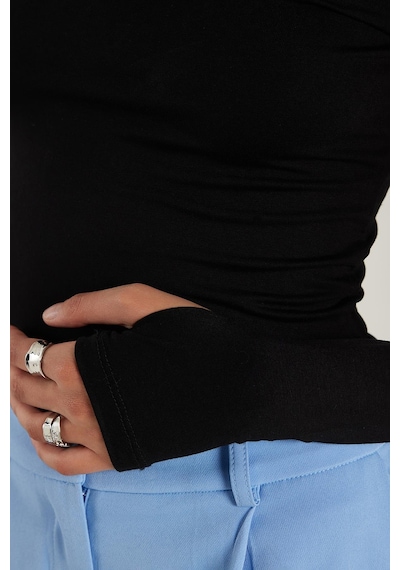 Tudors Kadın Regular Fit Klasik Kesim Viskon Kumaş Balıkçı Yaka Siyah Bluz -34615 Siyah