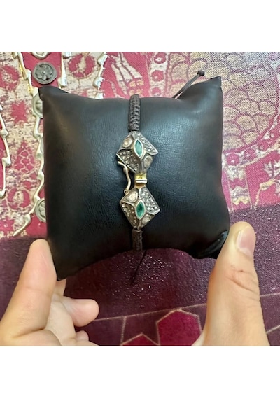Zümrüt Elmas Örgü Bileklik