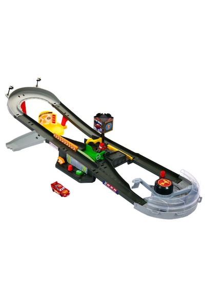 Disney Cars Piston Kupası Yarış Seti HPD81