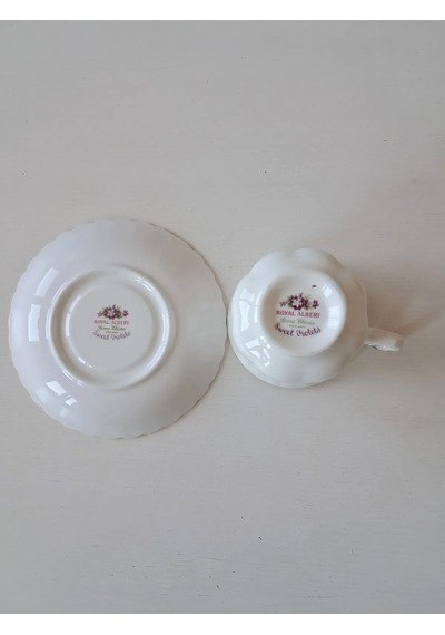 Sweet Violets Bone China Vintage Çay Fincanı Menekşe Mor