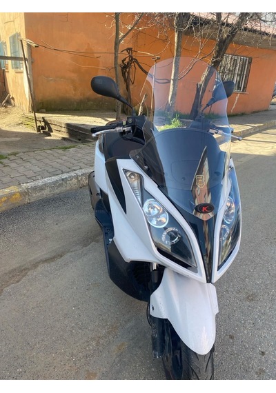 Motocam Kymco Xtown 250 İ Ön Cam 2016-2026 Model 78cm Şeffaf Renkli 4mm Uzun