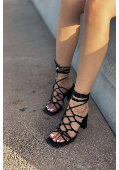 Moopimoda Kadın Zarif 9cm Yüksek Topuklu Sandalet Siyah