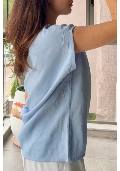 Bb Butik Basic Tasarım Dokuma Modal Kumaş Kolsuz Bluz Rahat Kalıp Modern Kadın Bluz My3535 Mavi Bb Butik Basic Tasarım Dokuma Modal Kumaş Kolsuz Bluz Rahat Kalıp Modern Kadın Bluz My3535 Mavi