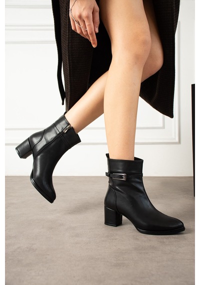 Dabab Shoes Astraya Kadın Siyah Tokalı Topuklu Kısa Konç Şık Kışlık Bot Bootie