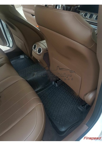 Mercedes E Serisi E180. E200. E250 Havuzlu 3D Paspas. W213. 2016-