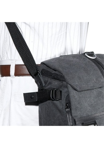 National Geographic Ng W2160 Omuz Çantası - Medium