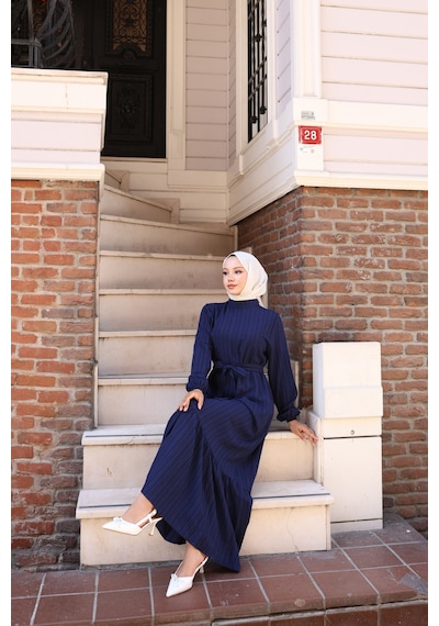 Nevayla Moda Lara Kumaş Bağlamalı Elbise - Lacivert / E0124 Lacivert Nevayla Moda Lara Kumaş Bağlamalı Elbise - Lacivert / E0124 Lacivert