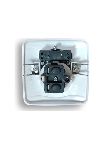 Tek-iş 524335 Priz Anahtarlı, Beyaz Diğer