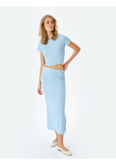 Koton Bisiklet Yaka Kısa Kollu Slim Fit Dokulu Crop Tişört Mavi 5sak50210ek Mavi