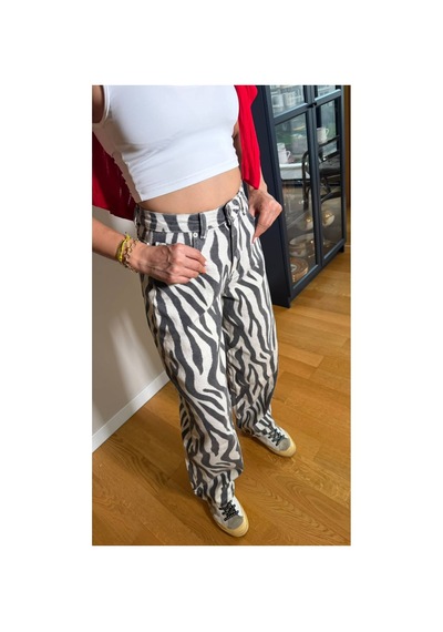 Jenerik Zebra Desenli Bol Paça Yüksek Bel Kot Pantolon Çok Renkli