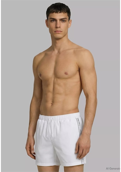 Calvin Klein Erkek Regular Fit Yanları Logo Şeritli Beyaz Deniz Şortu Lv00n61002-100-13402 Beyaz Calvin Klein Erkek Regular Fit Yanları Logo Şeritli Beyaz Deniz Şortu Lv00n61002-100-13402 Beyaz