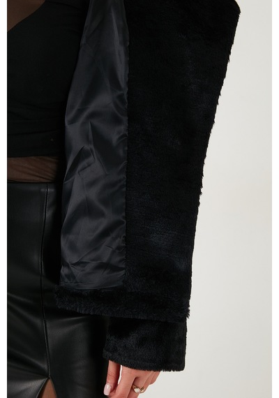 Lela Oversize Geniş Yaka Çıtçıt Düğmeli Astarlı Peluş Bayan Mont 6839623 Siyah
