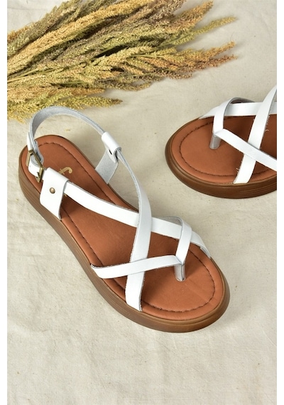 Fox Shoes Beyaz Hakiki Deri Parmak Arası Kadın Sandalet M29105070