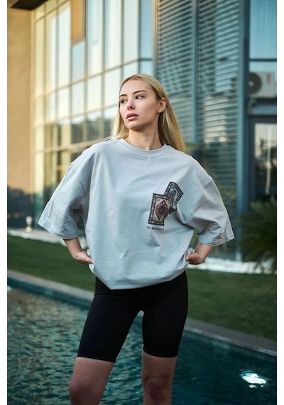 Freedom Storee Kadın Bisiklet Yaka Baskılı Kısa Kol Oversize T-shirt - Boyalı Gri Çok Renkli