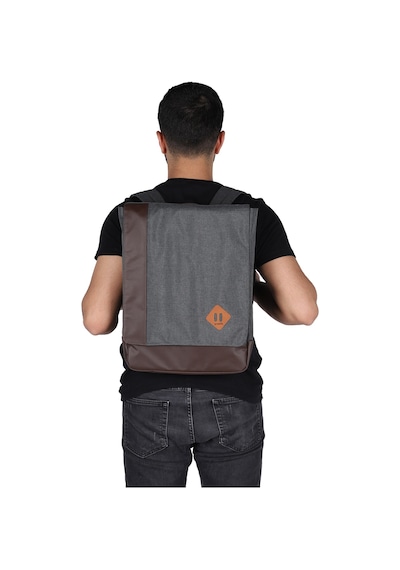 Strong 15.6 Inch Laptop Bölmeli Sırt Çantası, Okul Ve Seyahat Çan Füme (490565497)