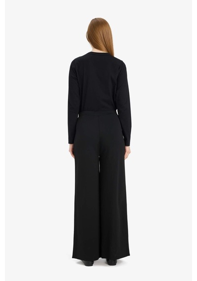 Defacto Wide Leg Geniş Bol Paça Triko Pantolon F1102ax25aubk81 Siyah Defacto Wide Leg Geniş Bol Paça Triko Pantolon F1102ax25aubk81 Siyah