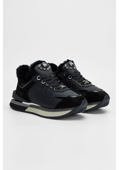 Valmenti Kadın Siyah Floter Hakiki Deri Sneakers & Spor Ayakkabı 1011 6195 Bn Ayk Sk23/24 Siyah Valmenti Kadın Siyah Floter Hakiki Deri Sneakers & Spor Ayakkabı 1011 6195 Bn Ayk Sk23/24 Siyah