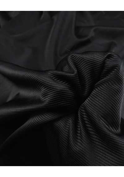 Siyah Renkte Tafta Benzeri Kumaş En: 140 Cm-10470 Siyah