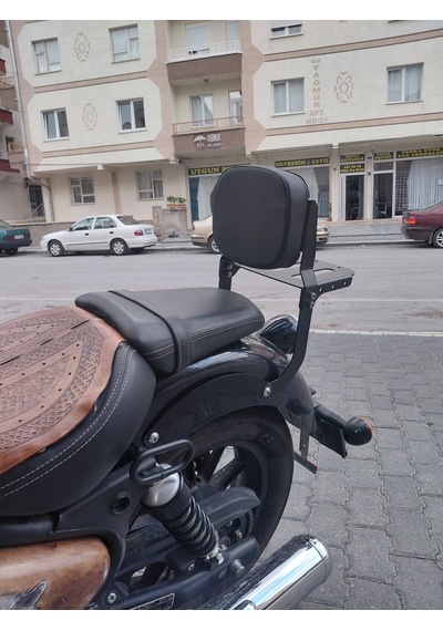 Royal Enfield Super Meteor 650 Sissy Bar