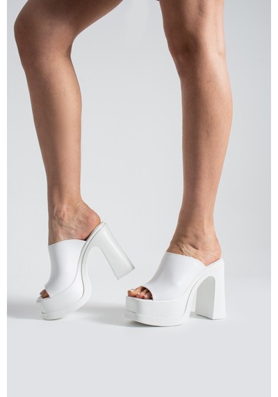 Dabab Shoes Monelıa Kadın Beyaz 13 Cm Platform Topuklu Önü Açık Kalın Topuklu Terlik Sandalet Dabab Shoes Monelıa Kadın Beyaz 13 Cm Platform Topuklu Önü Açık Kalın Topuklu Terlik Sandalet