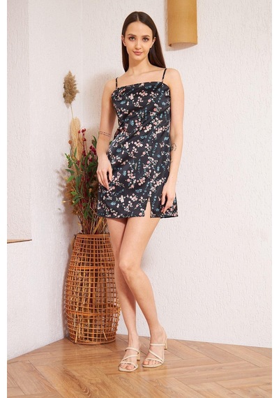 Darlin Moda Siyah Çiçek Desenli Saten Elbise Dm1009 Siyah Darlin Moda Siyah Çiçek Desenli Saten Elbise Dm1009 Siyah