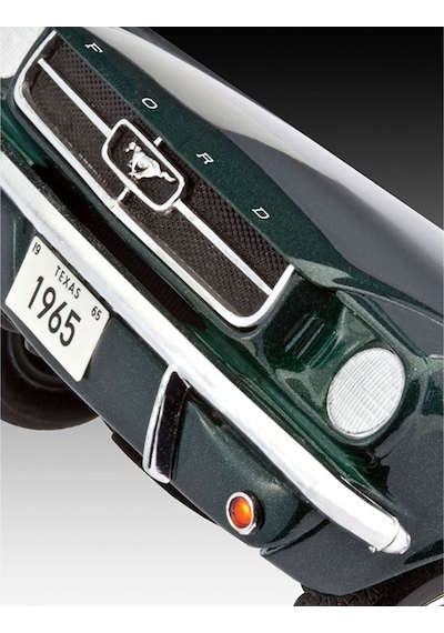 Revell Maket 1 24 1965 Ford Mustang 7065