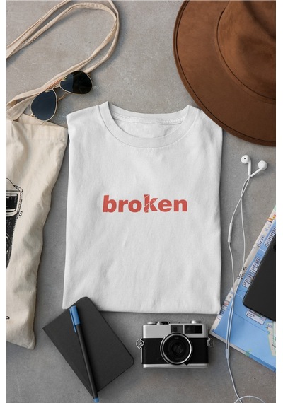 Noıssey Broken - Regular Fit / Standart Kalıp Unisex T-shirt Beyaz