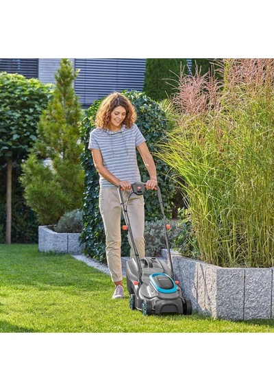 Gardena 14632-20 Akülü Çim Biçme Makinesi Powermax 32/18v P4a Set