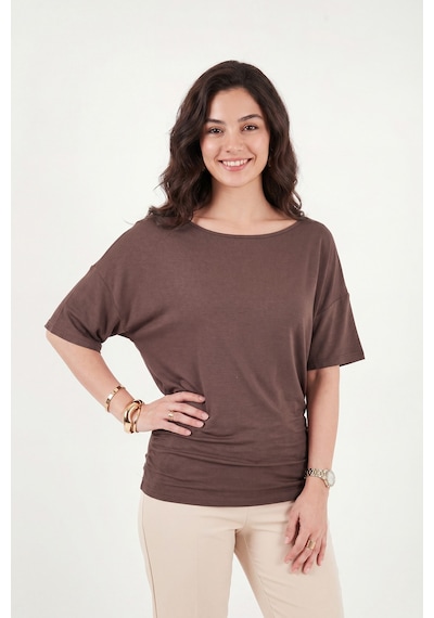 Lela Standart Fit Drape Detaylı Yarasa Kol T Shirt Bayan T Shirt 5866962 Kahve