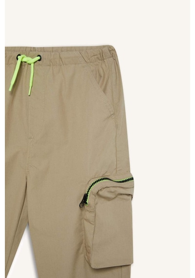 DeFacto Erkek Çocuk Kargo Cepli Jogger Paça Paraşüt Pantolon E1556A825SMKH271