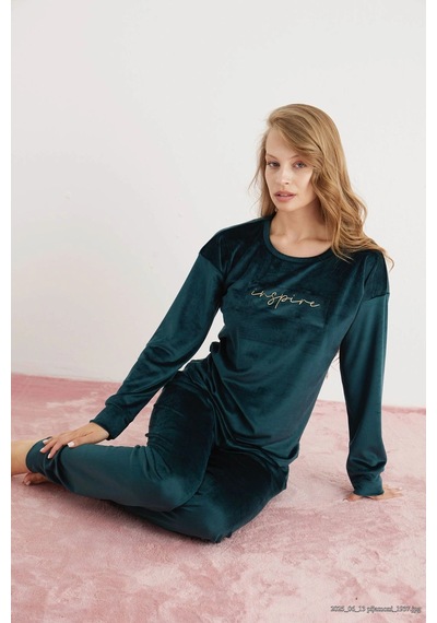 Pijamoni Kadın Yumuşak Kadife Bisiklet Yaka Zümrüt Yeşili Pijama Takımı Zümrüt Yeşili Pijamoni Kadın Yumuşak Kadife Bisiklet Yaka Zümrüt Yeşili Pijama Takımı Zümrüt Yeşili