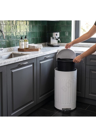 16 Litre Vintage Metal Çıkarılabilir Kovalı Çöp Kovası Beyaz
