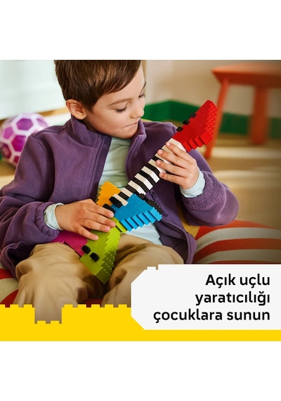 LEGO® Classic Renkli Yaratıcı Yapım Parçaları 11045 - 5 Yaş Üzeri için 14 Model Oluşturulabilen Oyuncak Yapım Seti (820 Parça)