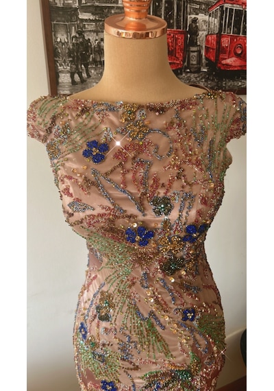 Chica Rosa Fashion Kristal Boncuk İşlemeli İpek Saten Kuyruklu Elbise