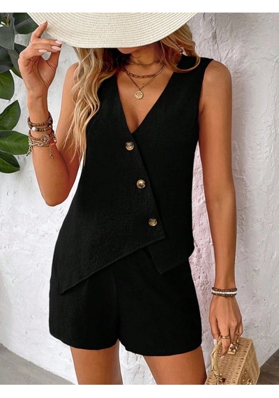Defymoda Kadın Askılı Önü Düğmeli Asimetrik Detaylı Bluz Ve Astarlı Short Ikili Takım Siyah Defymoda Kadın Askılı Önü Düğmeli Asimetrik Detaylı Bluz Ve Astarlı Short Ikili Takım Siyah