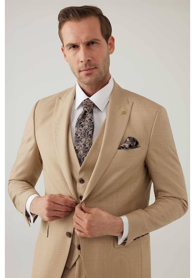 Erkek Bej Slim Fit Yelekli İtalyan Kumaş Sivri Yaka Takım Elbise