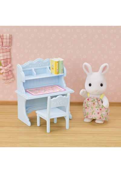 Sylvanian Familieskar Tavşan Kız Ve Çalışma Masası