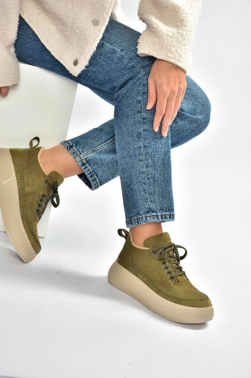 Fox Shoes T811845302 Haki Süet Kalın Tabanlı Kadın Ayakkabı Haki-süet