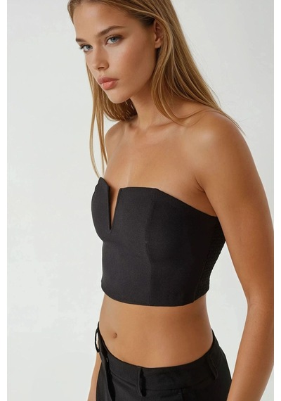 Hiccup Arkası Gipeli Straplez Crop Top Siyah