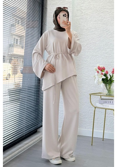 Asimetrik Tunik Pantolonlu Tesettür İkili Takım Krem
