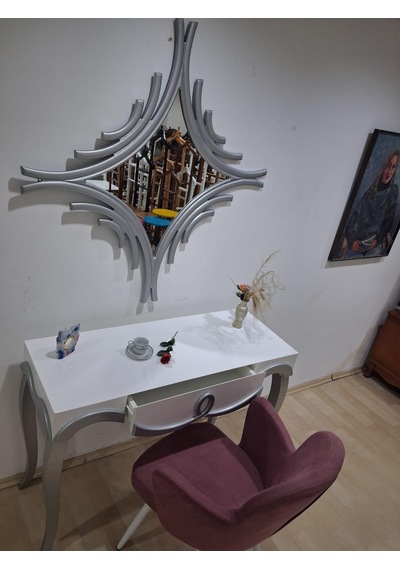 Dresuar Cnc Kabartma 90665 Model Aynalı Kelebek Sandalye Ayak Parlak Beyaz Gri Renk Beyaz - Gri Dresuar Cnc Kabartma 90665 Model Aynalı Kelebek Sandalye Ayak Parlak Beyaz Gri Renk Beyaz - Gri