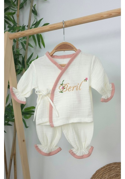 Gros Shop Müslin Yeni Doğan 4katlı Organik %100pamuk Kişiye Özgü Nakışlı Hastane Çıkış Seti Pudra Biyeli-1 Ekru-2
