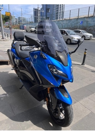 Zeus Motor 2020-2025 Yamaha Tmax 560 Uyumlu Ön Cam Koyu Füme